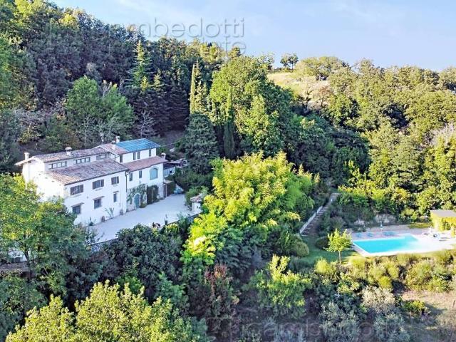 Villa Indipendente in vendita a Marche, Pesaro E Urbino