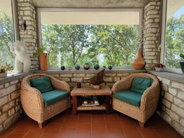 Villa Indipendente in vendita a Tufo, Marche