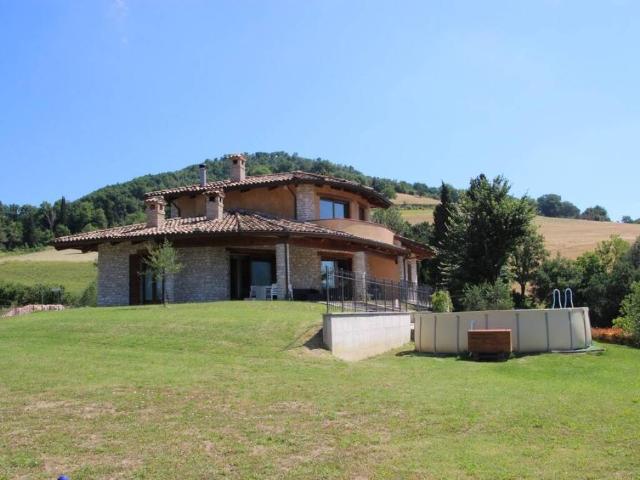 Villa Indipendente in vendita a Marche, Pesaro E Urbino