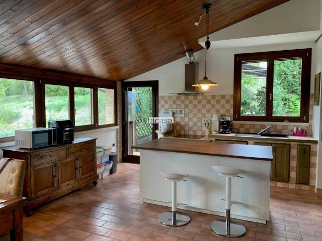 Villa Indipendente in vendita a La Torre, Marche