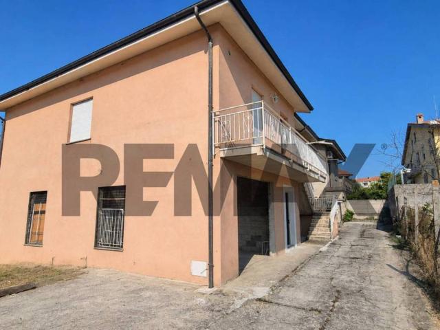 Villa Indipendente in vendita a Usellus, Sardigna/Sardegna