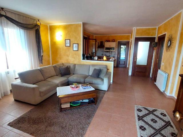 Villa Indipendente in vendita a Usini, Sardigna/Sardegna
