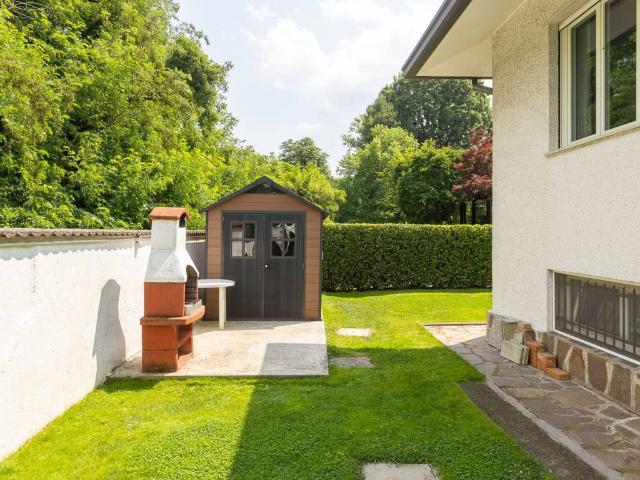Villa Indipendente in vendita a Usmate Velate, Usmate