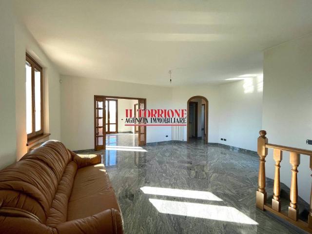 Villa Indipendente in vendita a Uzzano, Toscana