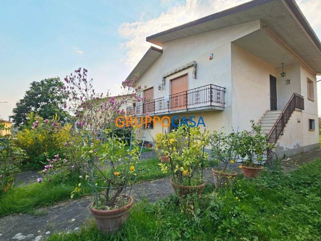 Villa Indipendente in vendita a Uzzano, Toscana