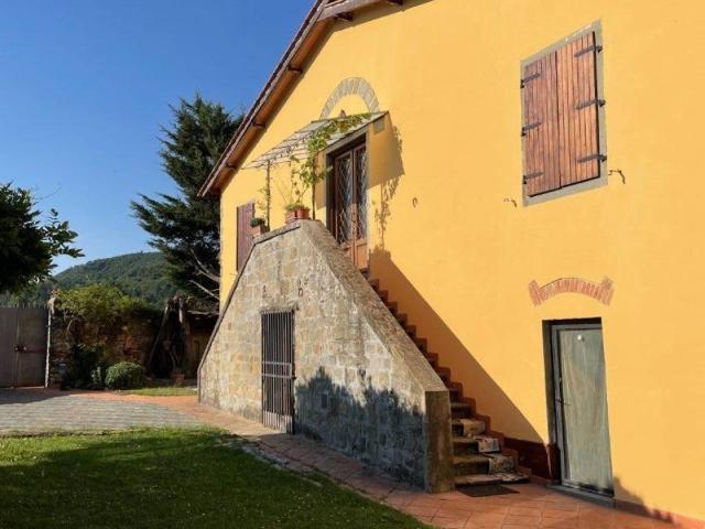 Villa Indipendente in vendita a Vaglia, Toscana