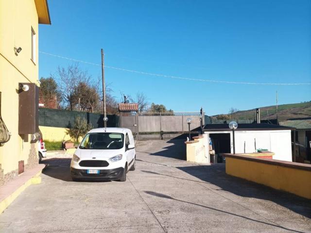 Villa Indipendente in vendita a Vaglio Basilicata, Basilicata