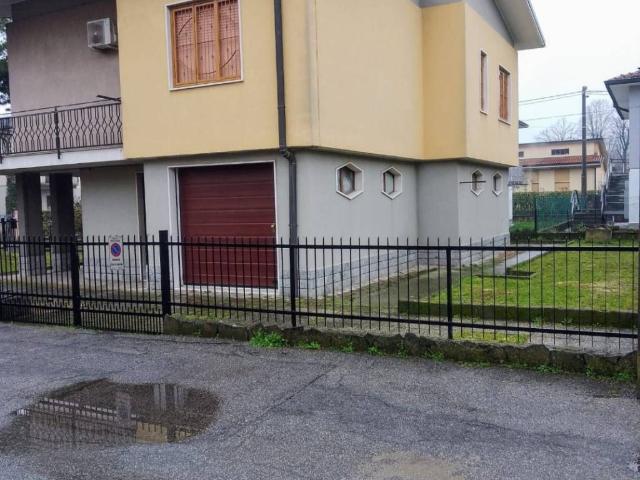 Villa Indipendente in vendita a Vaiano Cremasco, Lombardia