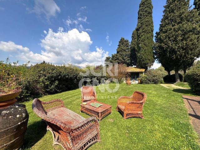 Villa Indipendente in vendita a Vaiano, Toscana