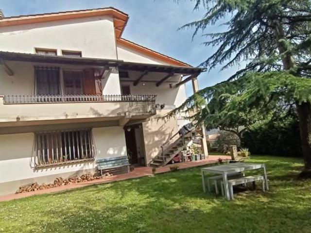 Villa Indipendente in vendita a Popigliano, Vaiano