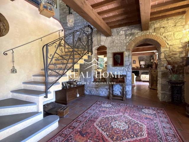 Villa Indipendente in vendita a Sofignano, Vaiano