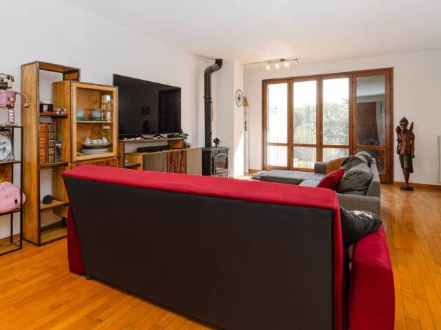 Villa Indipendente in vendita a Schignano, Vaiano