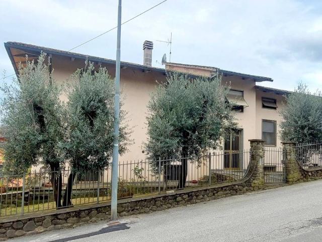 Villa Indipendente in vendita a Sofignano, Vaiano