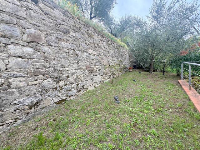 Villa Indipendente in vendita a Vaiano, Toscana