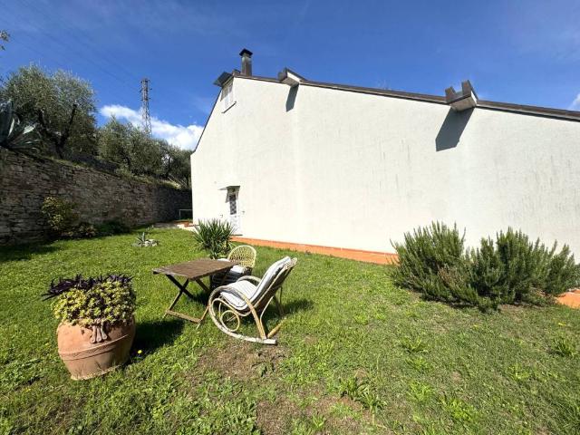Villa Indipendente in vendita a La Tignamica, Vaiano