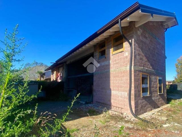 Villa Indipendente in vendita a Vailate, Lombardia
