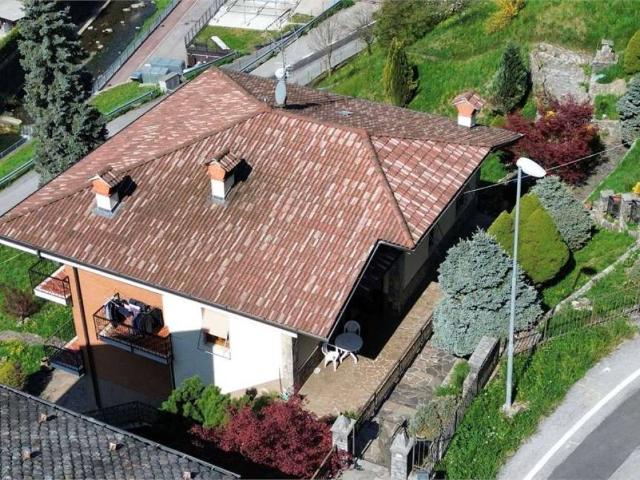 Villa Indipendente in vendita a Comunità Montana della Valle Brembana, Val Brembilla