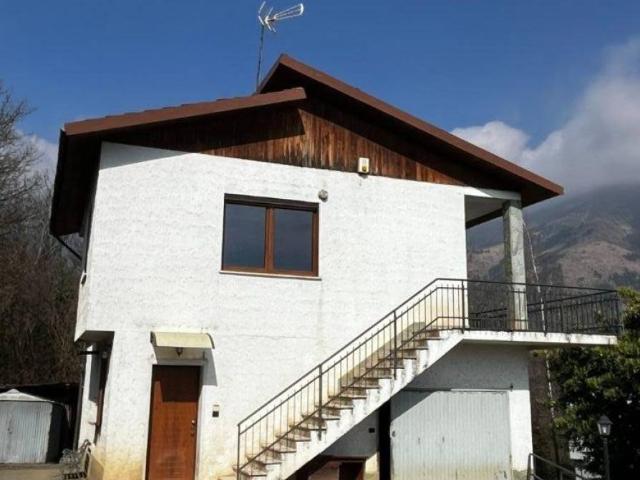 Villa Indipendente in vendita a Unione Montana di Comuni delle Valli di Lanzo, Ceronda e Casternone, Piemonte