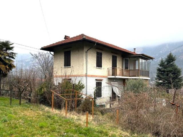 Villa Indipendente in vendita a Unione Montana di Comuni delle Valli di Lanzo, Ceronda e Casternone, Piemonte