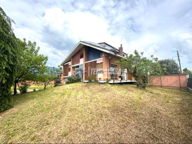 Villa Indipendente in vendita a Unione Montana di Comuni delle Valli di Lanzo, Ceronda e Casternone, Piemonte