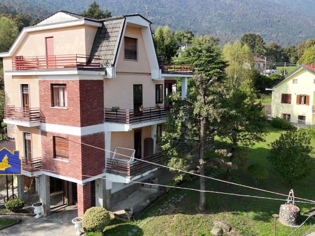 Villa Indipendente in vendita a Unione Montana di Comuni delle Valli di Lanzo, Ceronda e Casternone, Piemonte
