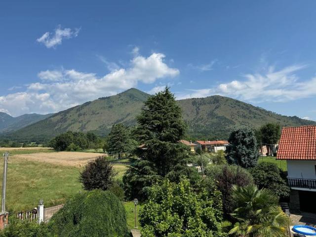 Villa Indipendente in vendita a Unione Montana di Comuni delle Valli di Lanzo, Ceronda e Casternone, Piemonte