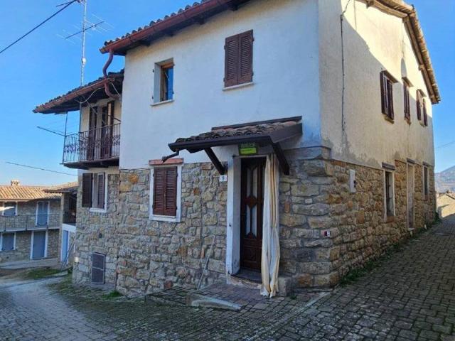 Villa Indipendente in vendita a Val Di Nizza, Lombardia