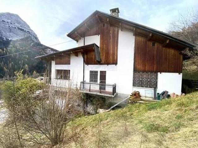 Villa Indipendente in vendita a Val di Zoldo, Chiesa