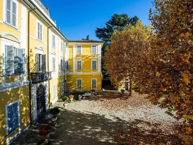 Villa Indipendente in vendita a Valbrembo, Lombardia