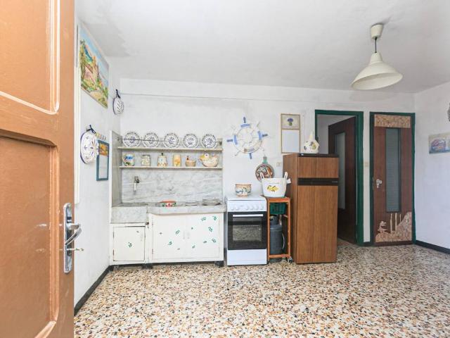 Villa Indipendente in vendita a Vobbia, Liguria