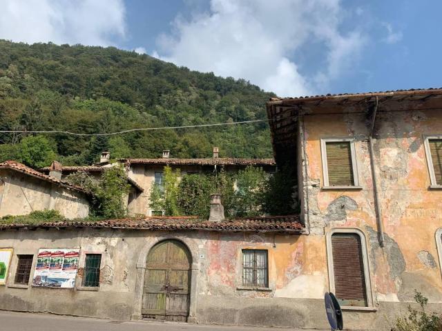 Villa Indipendente in vendita a Visino, Valbrona