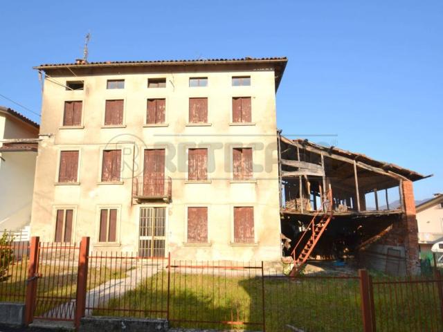 Villa Indipendente in vendita a Valdagno, Veneto