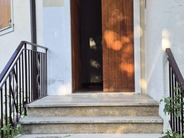 Villa Indipendente in vendita a Castelvecchio, Valdagno