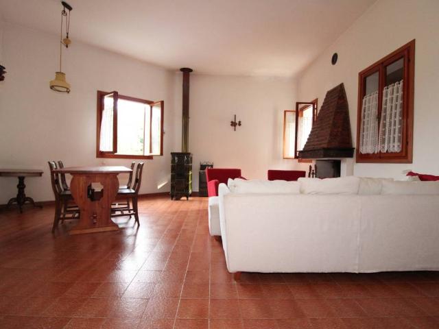 Villa Indipendente in vendita a Castelvecchio, Valdagno