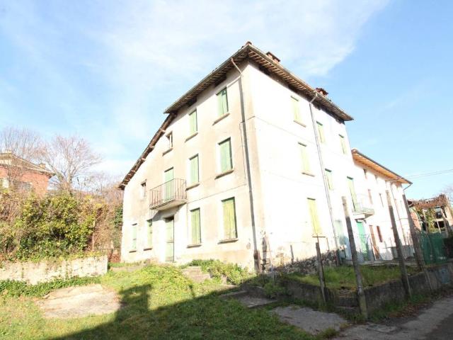 Rustico in vendita a Valdagno, Veneto