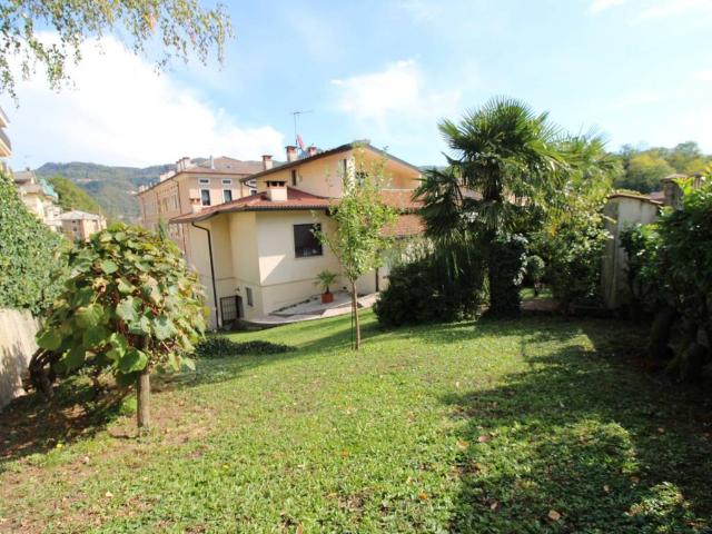 Villa Indipendente in vendita a Maglio di Sopra, Valdagno