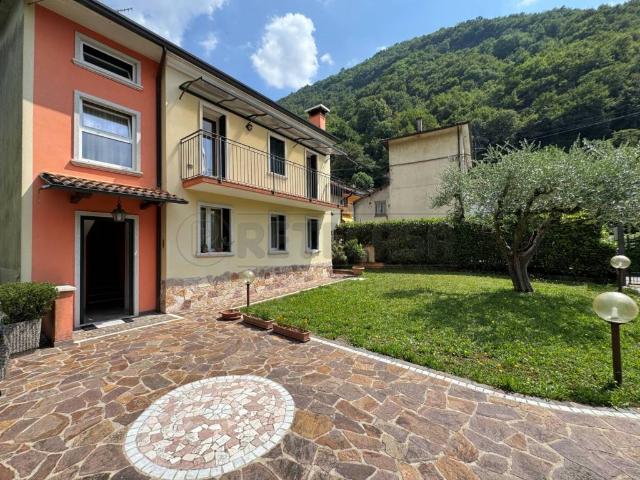 Villa Indipendente in vendita a San Quirico, Valdagno