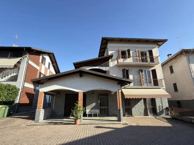 Villa Indipendente in vendita a Piemonte, Biella