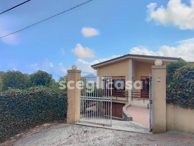 Villa Indipendente in vendita a Misericordia, Valderice