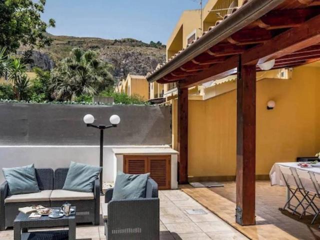 Villa Indipendente in vendita a Valderice, Sicilia