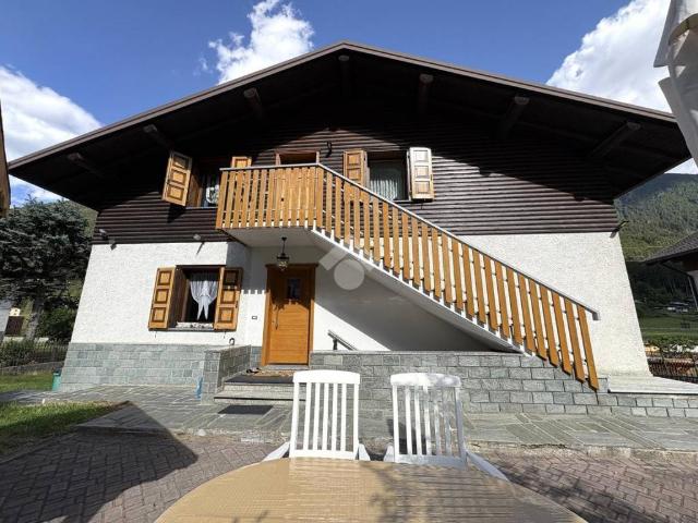 Villa Indipendente in vendita a Comunità montana Alta Valtellina, Valdisotto
