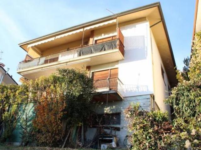 Villa Indipendente in vendita a Valdobbiadene, Veneto