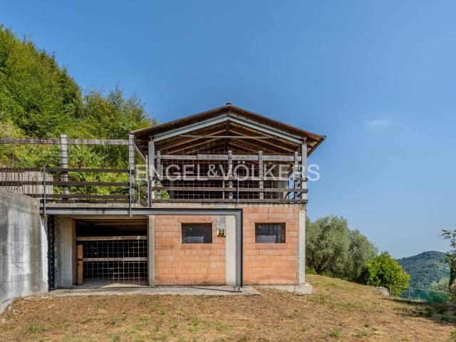 Villa Indipendente in vendita a Valdobbiadene, Veneto