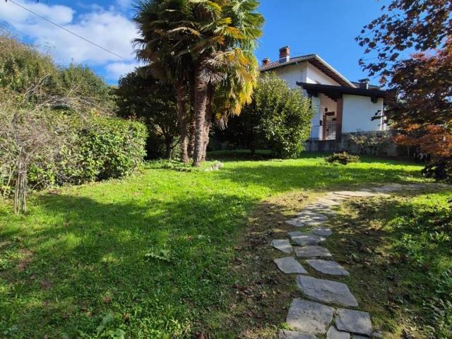 Villa Indipendente in vendita a Cellio con Breia, Piemonte