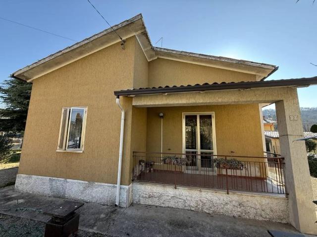 Villa Indipendente in vendita a Borghetto, Valeggio Sul Mincio