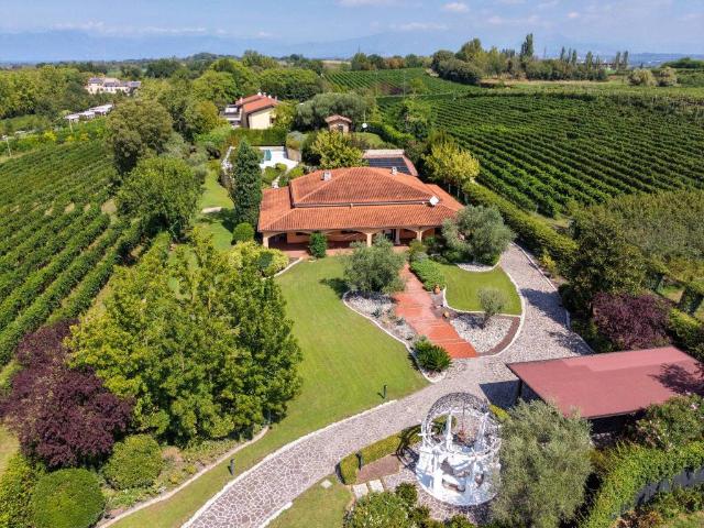 Villa Indipendente in vendita a Maiella ai Monti, Valeggio sul Mincio