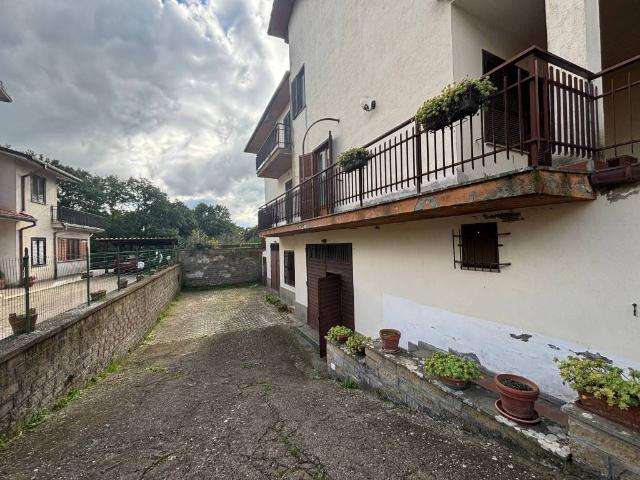 Villa Indipendente in vendita a Valentano, Lazio