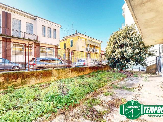 Villa Indipendente in vendita a Fontanile, Piemonte