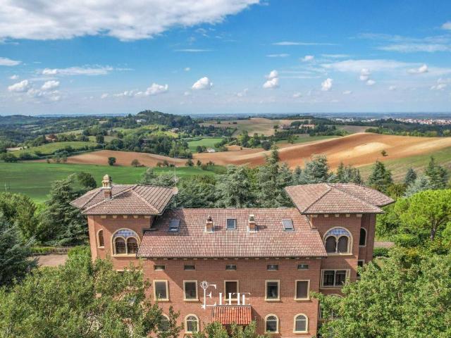 Villa Indipendente in vendita a Monte, Valenza