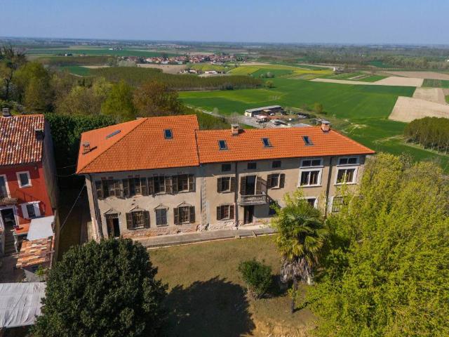 Villa Indipendente in vendita a Piemonte, Alessandria